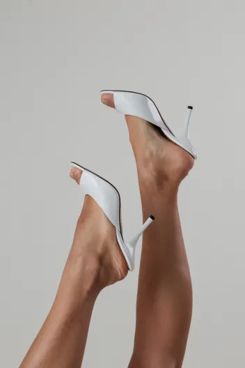 PINKO SANDAL ABRASIVATED WHITE